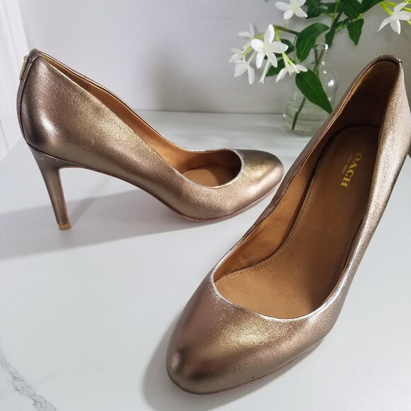 Coach Pump Stiletto Heels - Picture 1 of 7